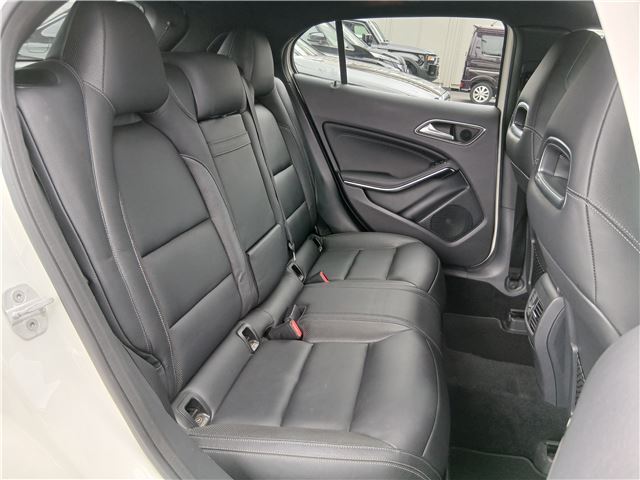 2014 Mercedes-BENZ GLA — миниатюра 25