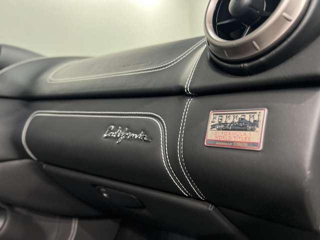 2011 Ferrari CALIFORNIA 缩略图 12