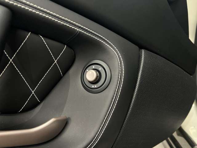 2011 Ferrari CALIFORNIA 缩略图 25