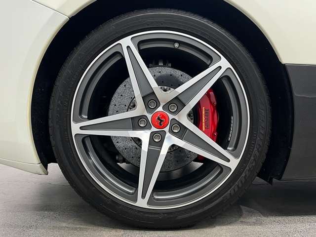 2011 Ferrari CALIFORNIA 缩略图 39