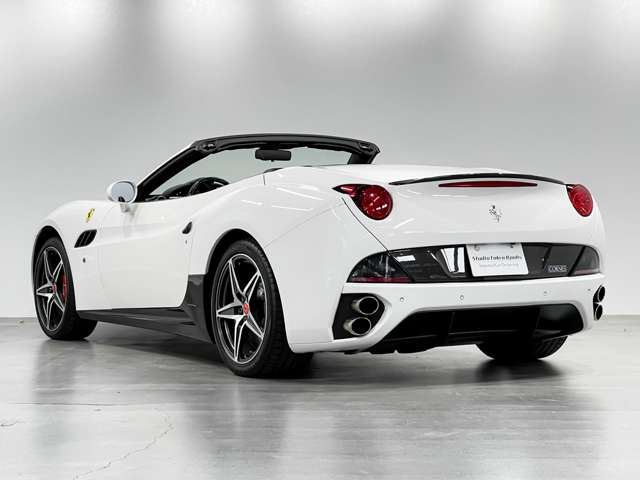 2011 Ferrari CALIFORNIA 缩略图 8