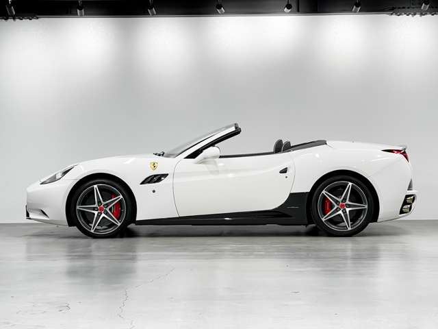 2011 Ferrari CALIFORNIA 缩略图 7