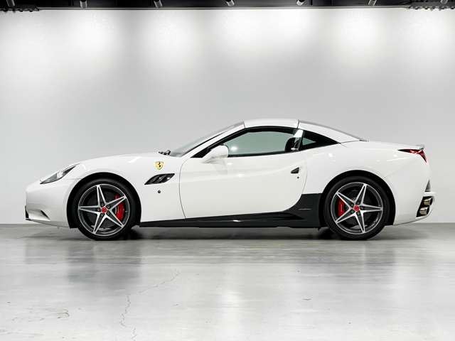 2011 Ferrari CALIFORNIA 缩略图 6