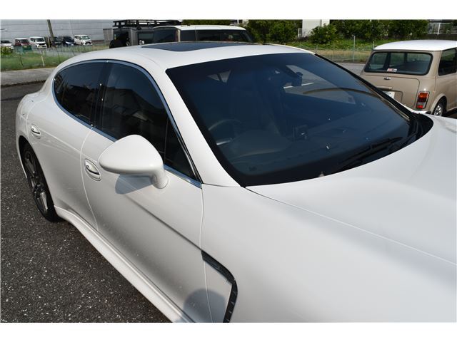 2011 Porsche PANAMERA 缩略图 13