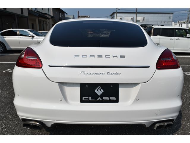 2011 Porsche PANAMERA 缩略图 2