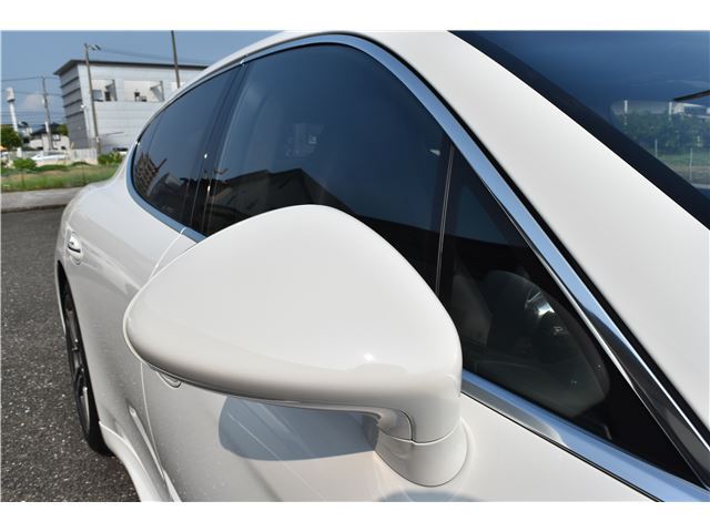 2011 Porsche PANAMERA 缩略图 17