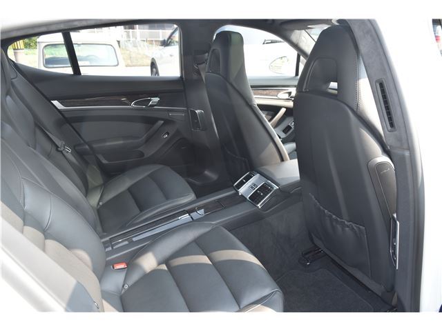 2011 Porsche PANAMERA 缩略图 28