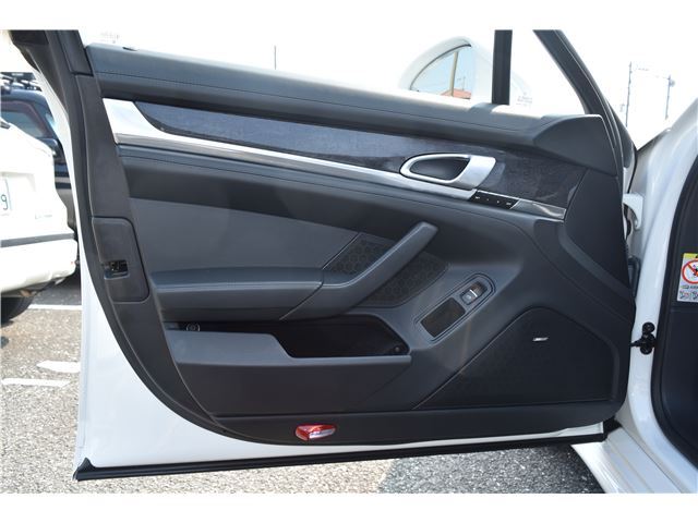2011 Porsche PANAMERA 缩略图 31