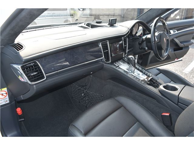 2011 Porsche PANAMERA 缩略图 32