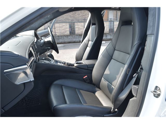 2011 Porsche PANAMERA 缩略图 34