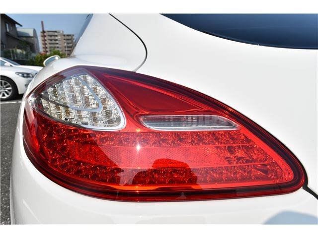2011 Porsche PANAMERA 缩略图 43
