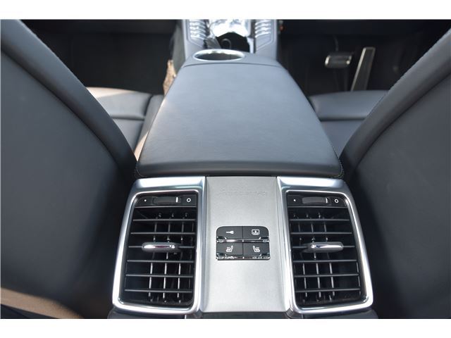 2011 Porsche PANAMERA 缩略图 48