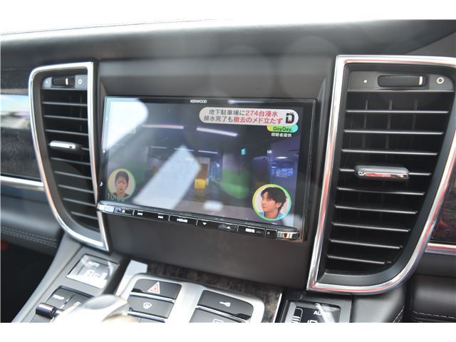 2011 Porsche PANAMERA 缩略图 66