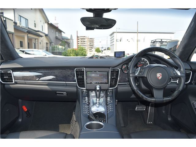2011 Porsche PANAMERA 缩略图 6