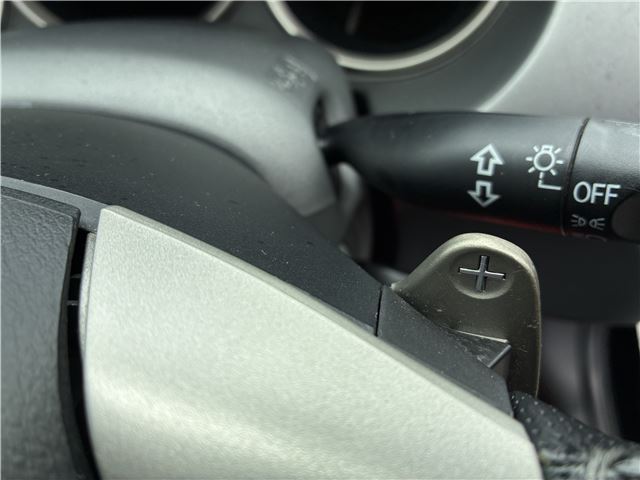 صورة مصغرة 13 لـ 2004 Honda FIT