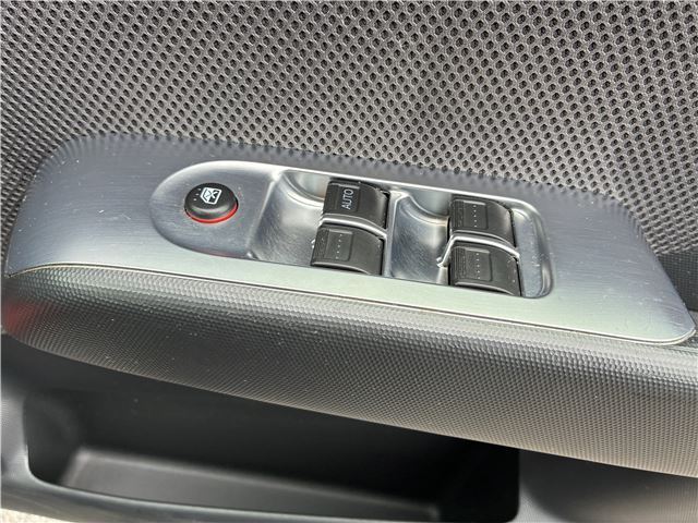 صورة مصغرة 21 لـ 2004 Honda FIT