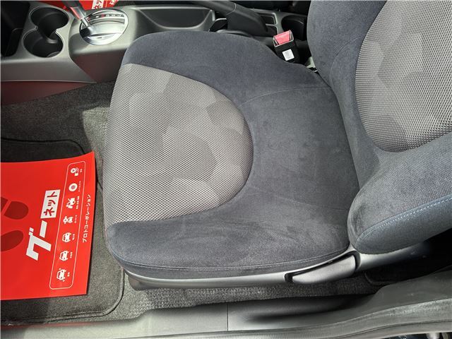 صورة مصغرة 26 لـ 2004 Honda FIT