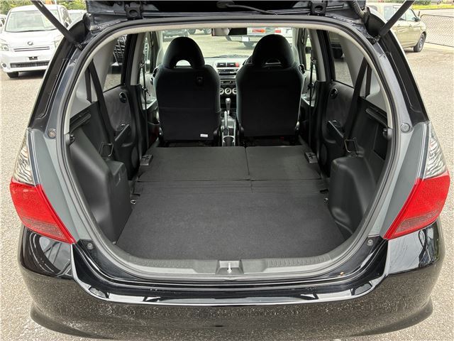 صورة مصغرة 34 لـ 2004 Honda FIT