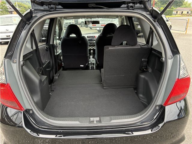 صورة مصغرة 46 لـ 2004 Honda FIT