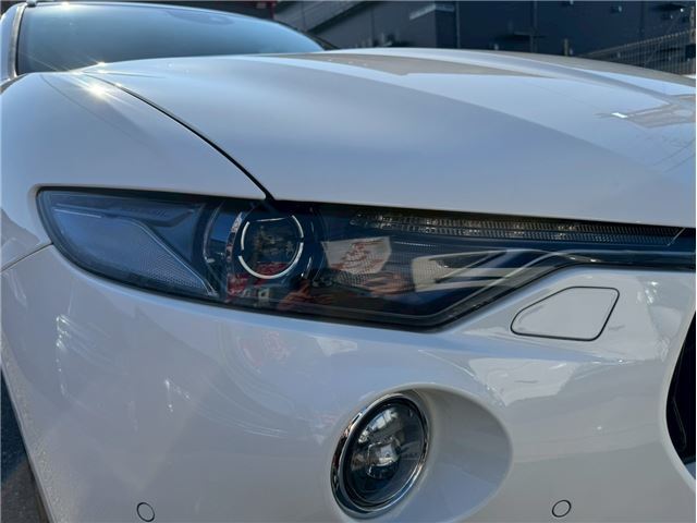 2016 Maserati LEVANTE — миниатюра 12
