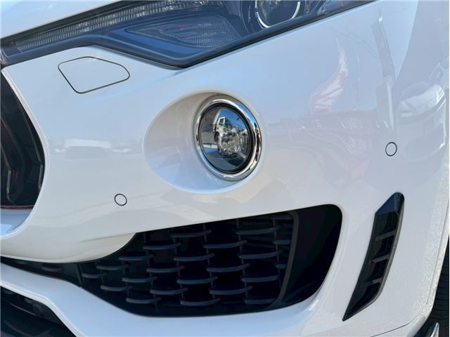 2016 Maserati LEVANTE — миниатюра 16
