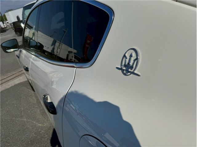 2016 Maserati LEVANTE — миниатюра 23