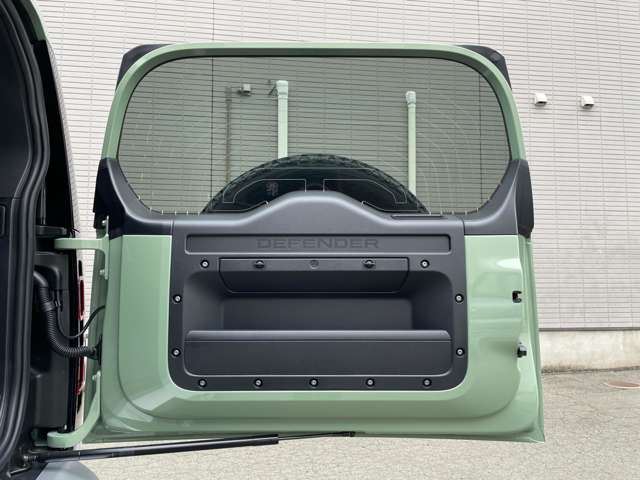 2023 LAND Rover DEFENDER — миниатюра 54
