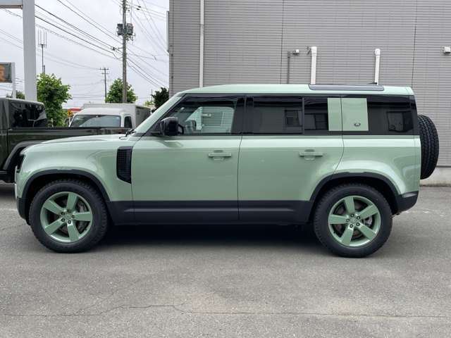 2023 LAND Rover DEFENDER — миниатюра 4