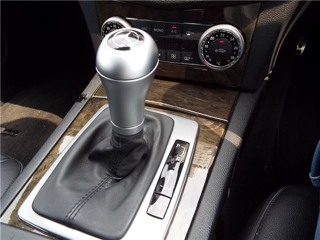 صورة مصغرة 22 لـ 2009 Mercedes-BENZ C-CLASS