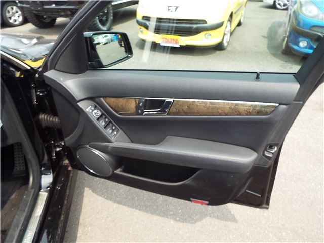 صورة مصغرة 28 لـ 2009 Mercedes-BENZ C-CLASS