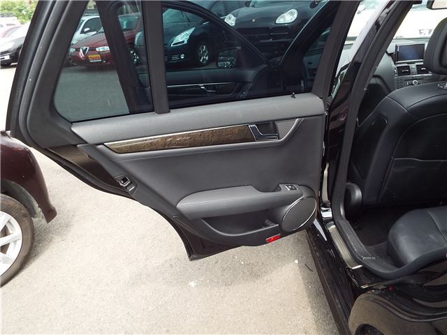 صورة مصغرة 41 لـ 2009 Mercedes-BENZ C-CLASS