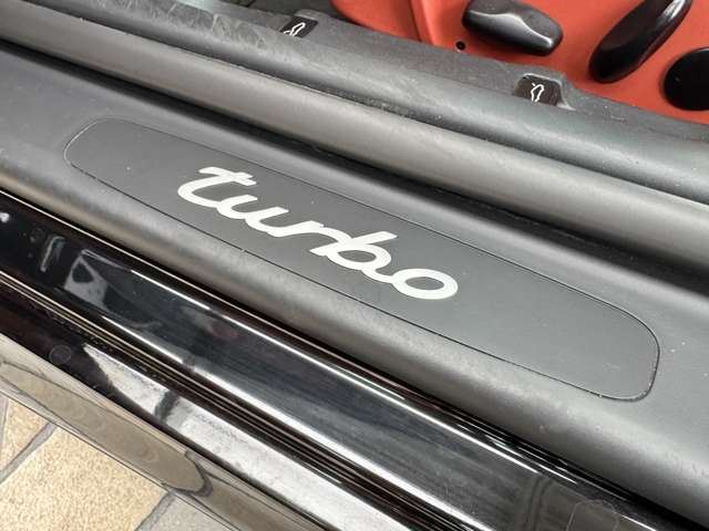 2001 Porsche 911 — миниатюра 13