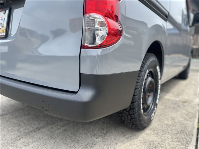 2010 Nissan NV200VANETTE WAGON — фото 2