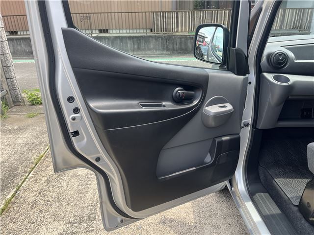 صورة مصغرة 28 لـ 2010 Nissan NV200VANETTE WAGON