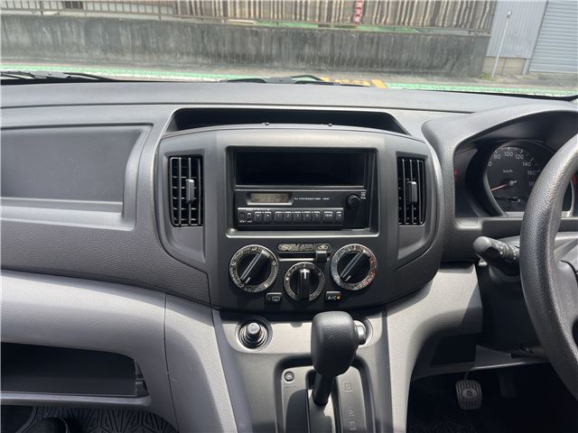 صورة مصغرة 35 لـ 2010 Nissan NV200VANETTE WAGON