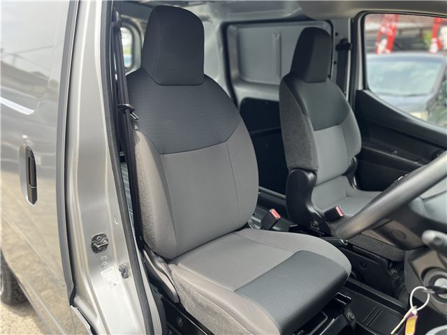 صورة مصغرة 59 لـ 2010 Nissan NV200VANETTE WAGON