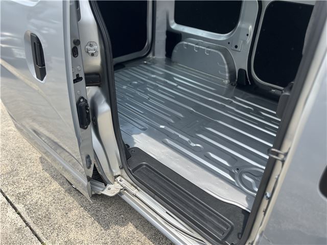 صورة مصغرة 69 لـ 2010 Nissan NV200VANETTE WAGON