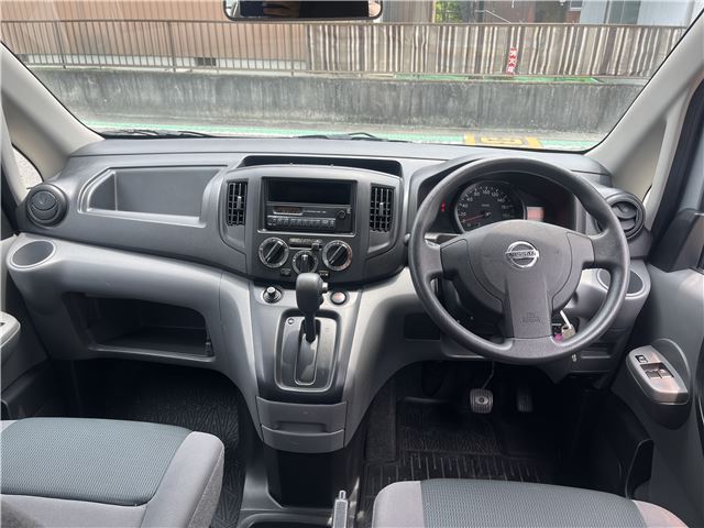 2010 Nissan NV200VANETTE WAGON — фото 5