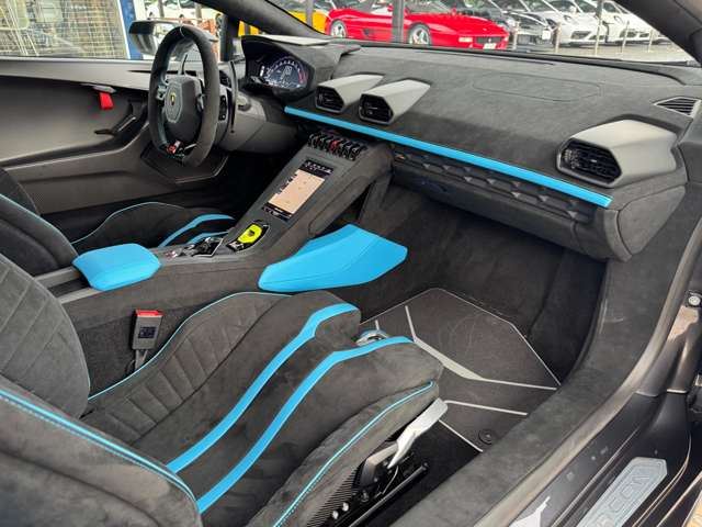 2023 Lamborghini HURACAN — миниатюра 26