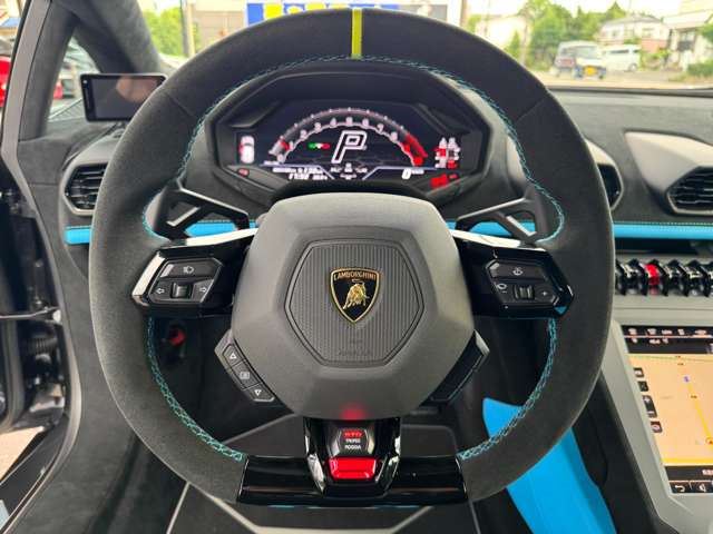 2023 Lamborghini HURACAN — миниатюра 8