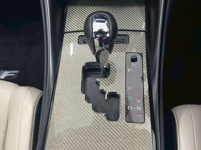 صورة مصغرة 27 لـ 2014 Lexus IS F