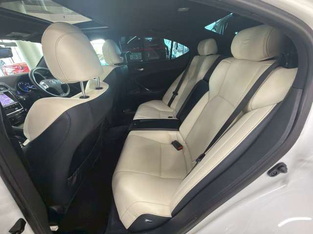 صورة مصغرة 42 لـ 2014 Lexus IS F