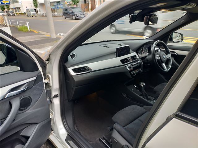 2016 BMW X1 thumbnail 15