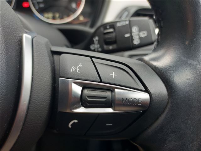2016 BMW X1 thumbnail 36