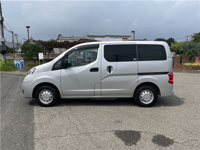 2021 Nissan NV200 VANETTE VAN — фото 3