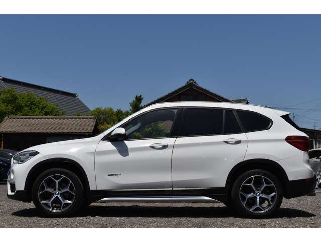 2017 BMW X1 — миниатюра 17