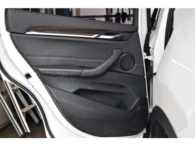 2017 BMW X1 — миниатюра 67