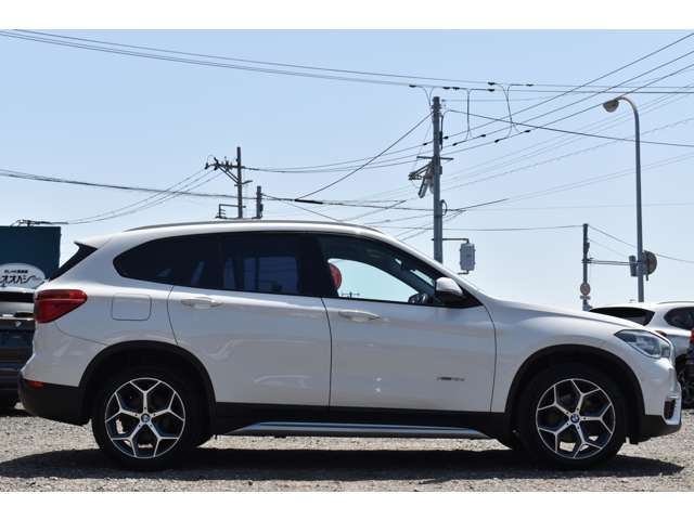 2017 BMW X1 photo 8
