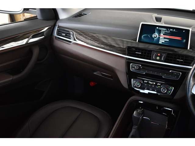 2017 BMW X1 缩略图 38