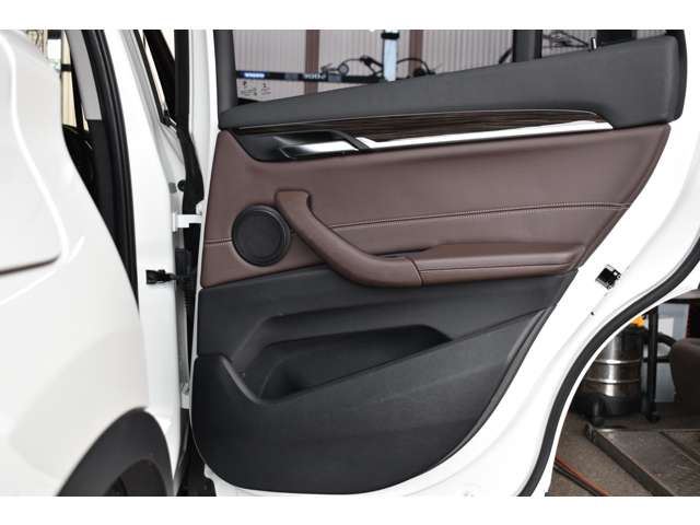 2017 BMW X1 缩略图 58